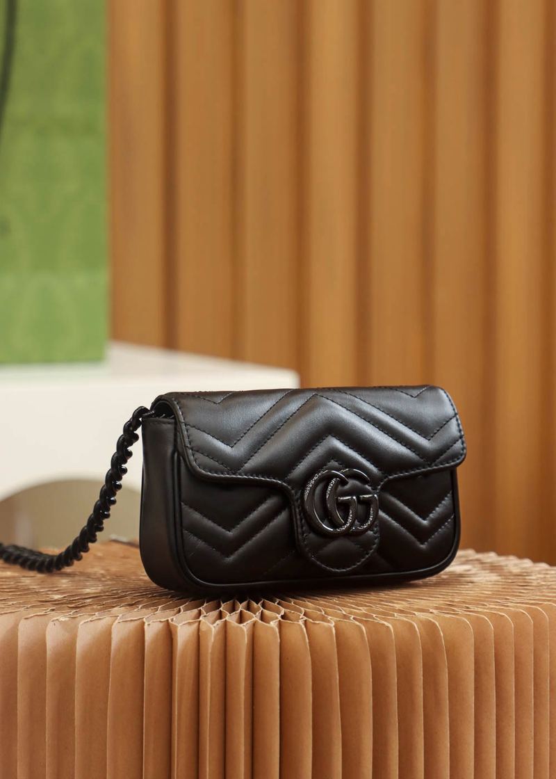 Gucci GG Marmont 肩背包 黑 實拍 2