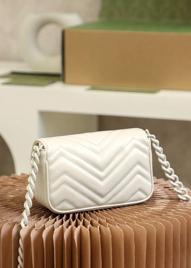 Gucci GG Marmont 肩背包 奶油白 實拍 5