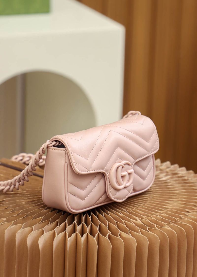 Gucci GG Marmont 肩背包 粉 實拍 3
