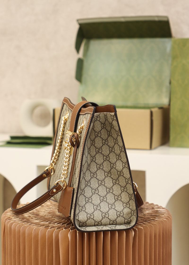 Gucci Padlock GG Supreme 中號手袋 棚拍 9 張 實拍 5