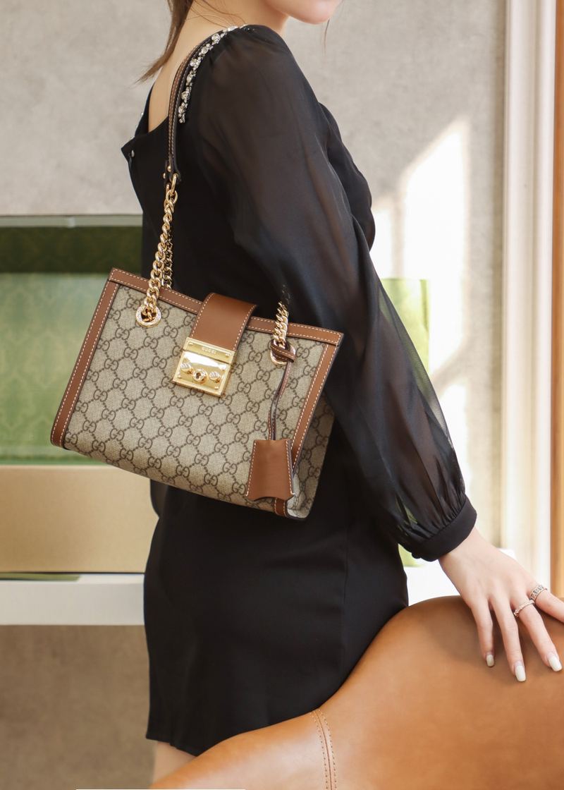 Gucci Padlock GG Supreme 小號手袋 上身 1 實拍 3