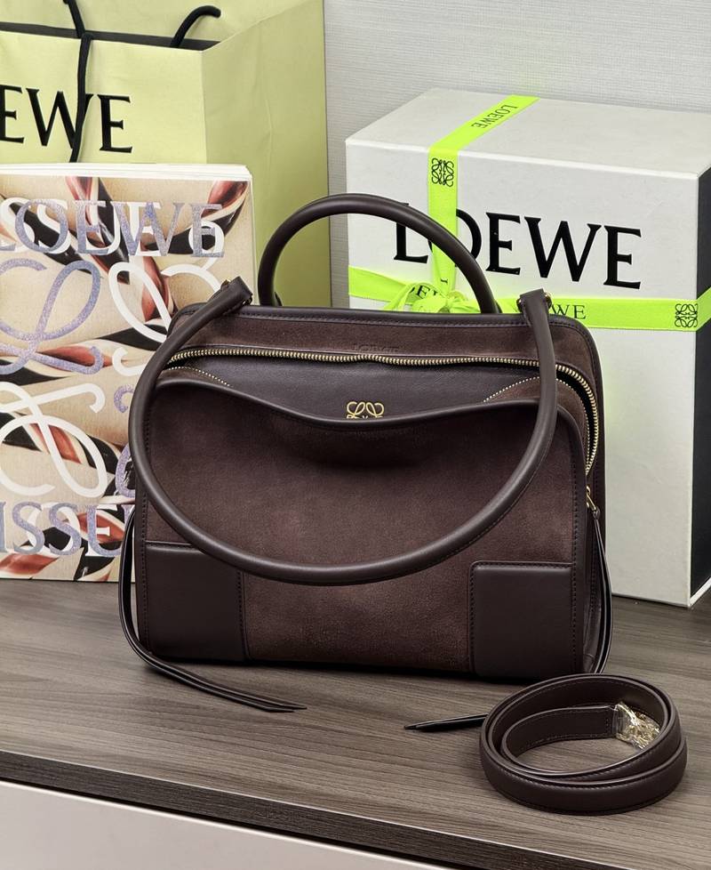 Loewe Amazona 180 中號 深栗色 實拍 4