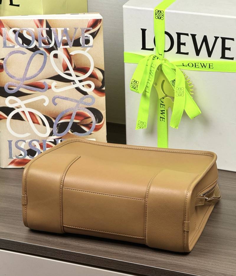 Loewe Amazona 180 中號 摩卡色 實拍 6