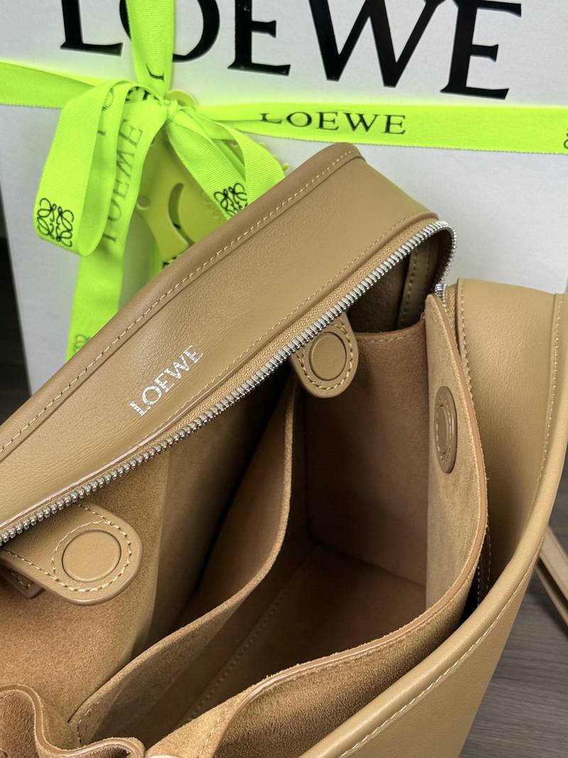 Loewe Amazona 180 中號 摩卡色 實拍 9