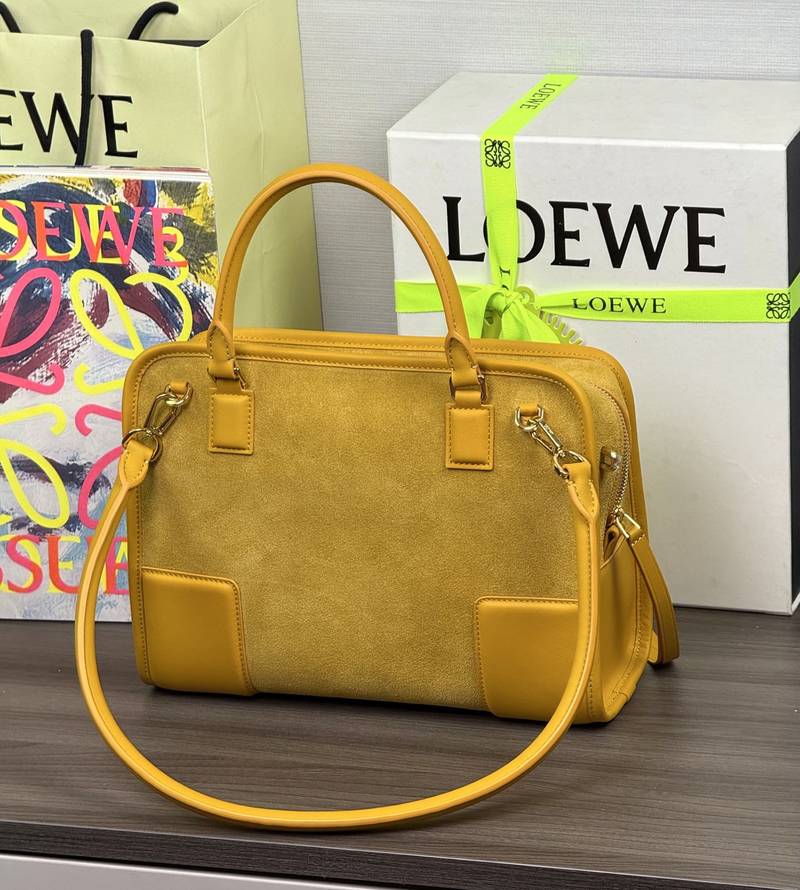 Loewe Amazona 180 中號 赭黃色 實拍 4