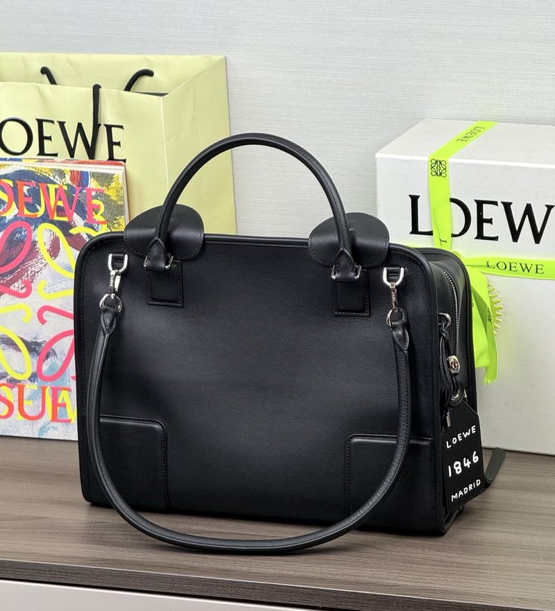 Loewe Amazona 180 大號手袋 黑色 實拍 3