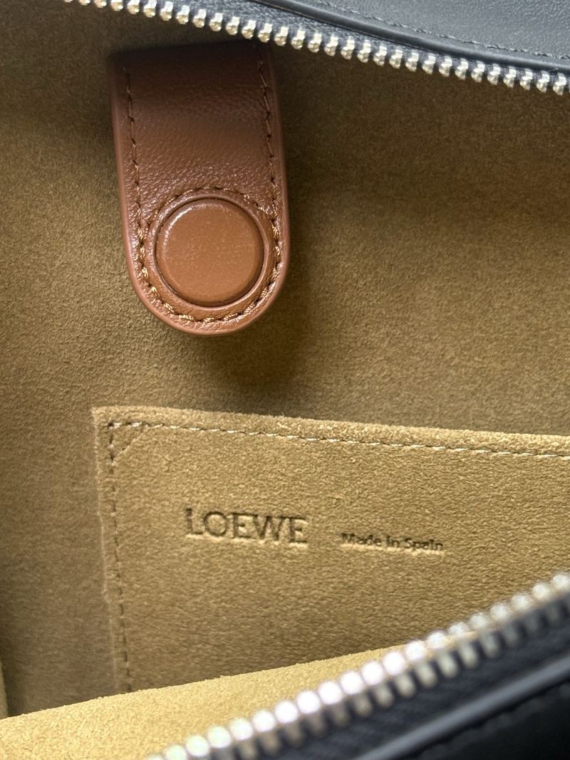 Loewe Amazona 180 大號手袋 黑色 實拍 9