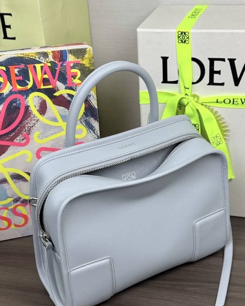Loewe Amazona 180 小號 霧霾藍 / Mist Blue 實拍 7