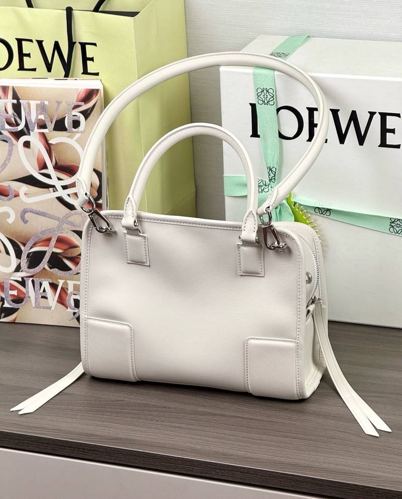Loewe Amazona 180 小號 白色 / White 實拍 6