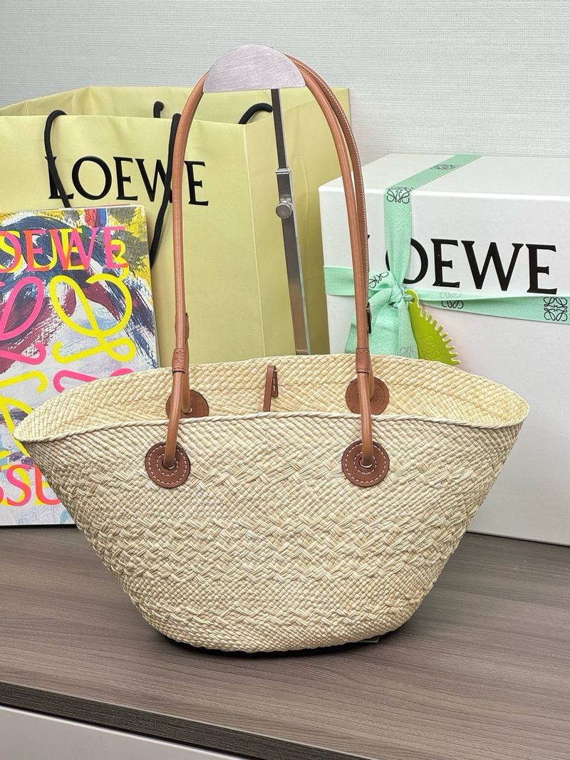 Loewe Anagram Basket 菜籃子手袋 小號 實拍 3