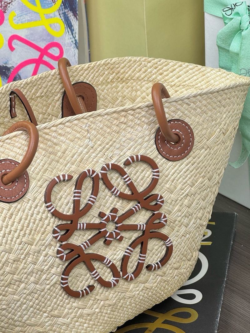 Loewe Anagram Basket 菜籃子手袋 小號 實拍 6
