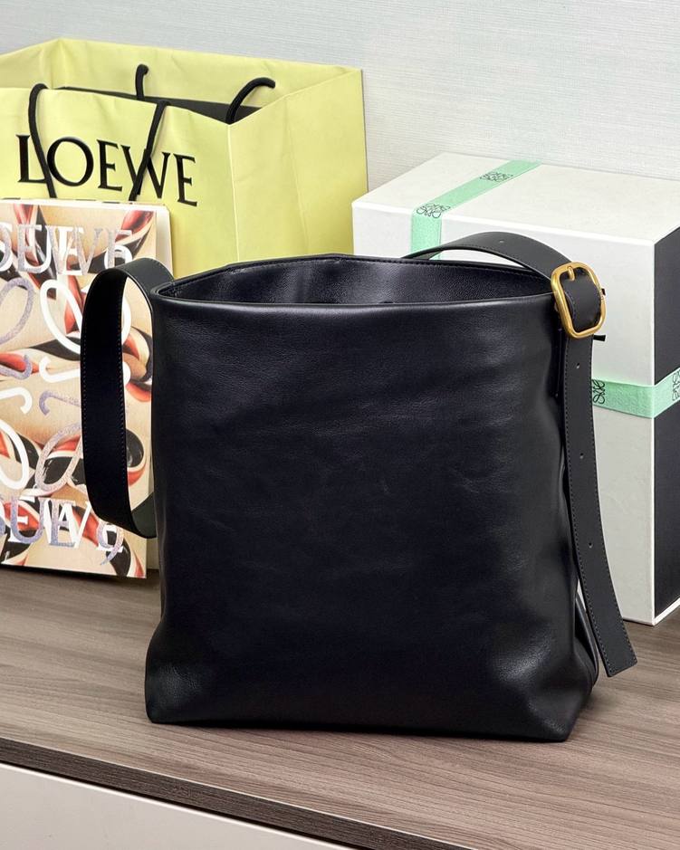 Loewe Draped 手袋 黑色 / Black 實拍 4