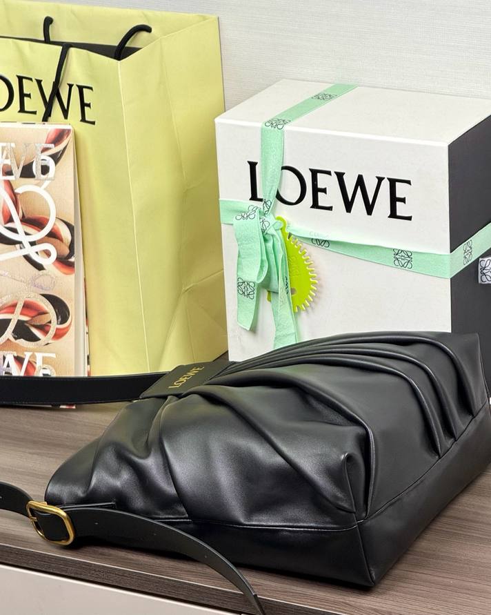 Loewe Draped 手袋 黑色 / Black 實拍 6