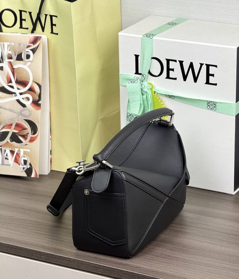 Loewe Panta Puzzle 小號 黑色 / Black 實拍 5