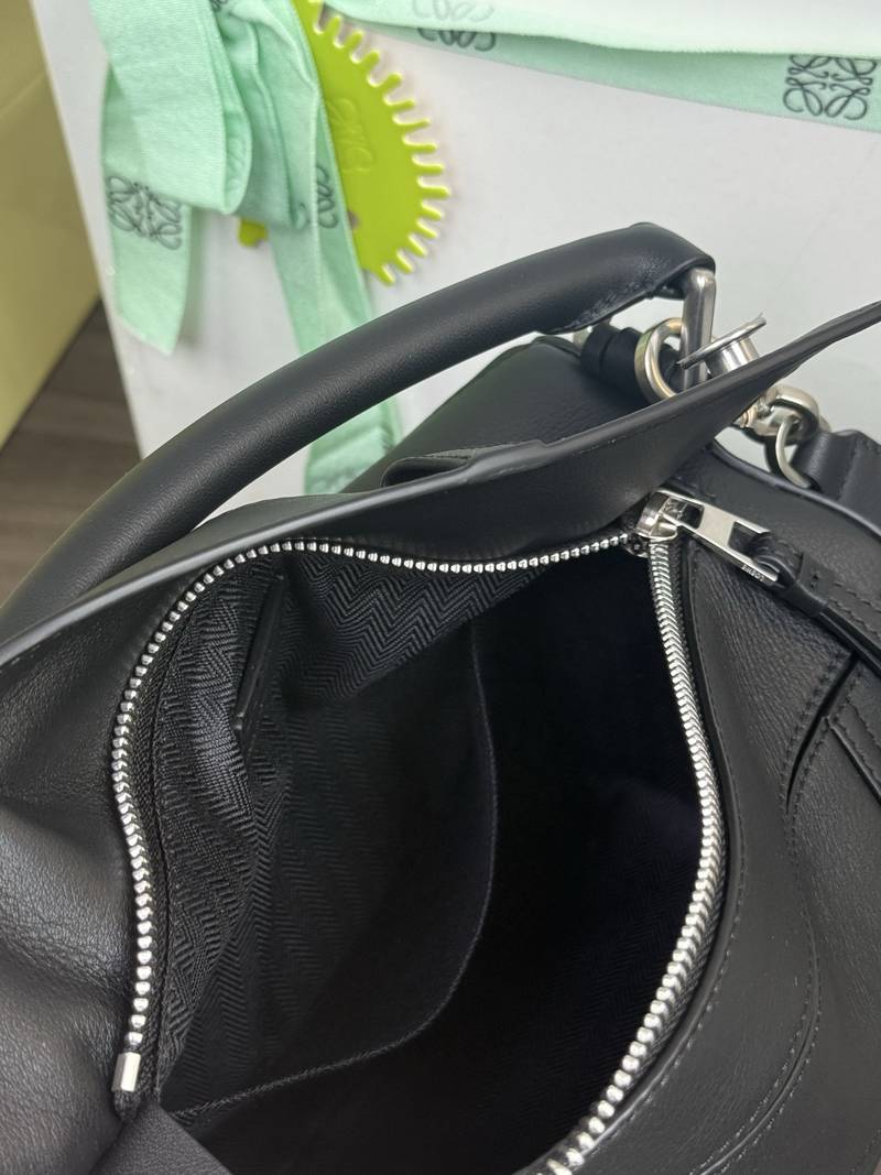 Loewe Panta Puzzle 小號 黑色 / Black 實拍 9