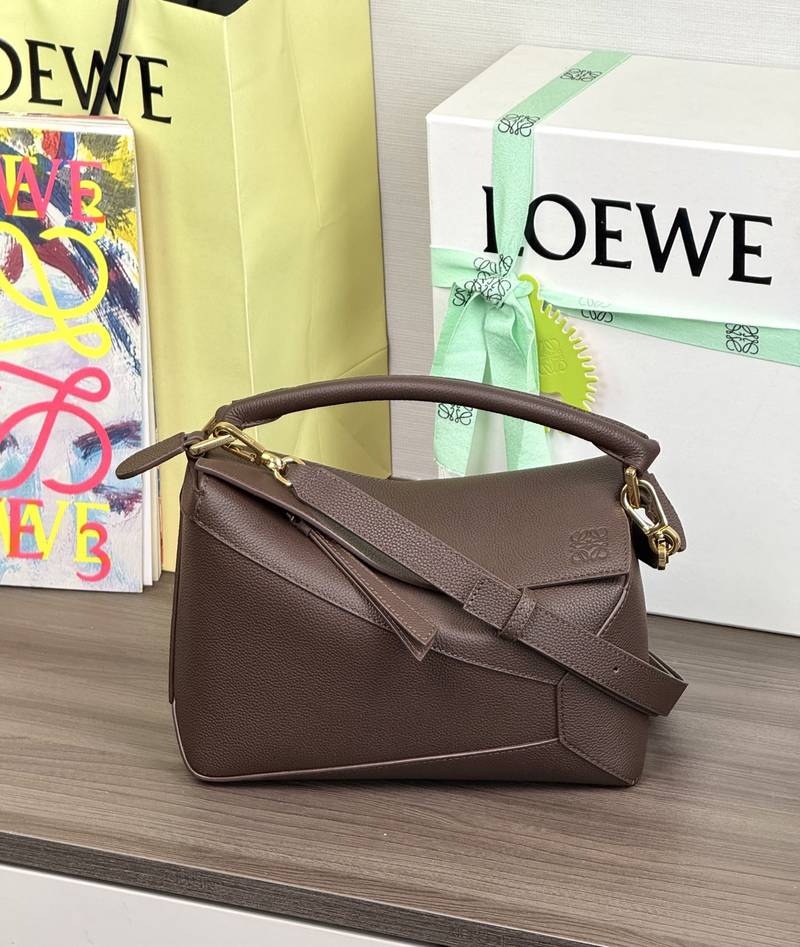 Loewe Panta Puzzle 小號 深棕 / Chocolate 實拍 1