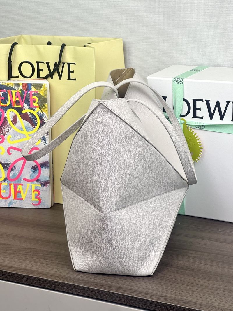 Loewe Puzzle Fold 中號托特手袋 銀灰 實拍 2