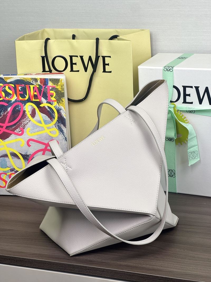 Loewe Puzzle Fold 中號托特手袋 銀灰 實拍 6