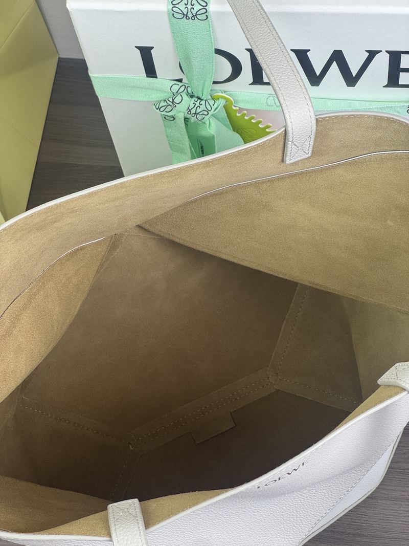 Loewe Puzzle Fold 中號托特手袋 銀灰 實拍 9