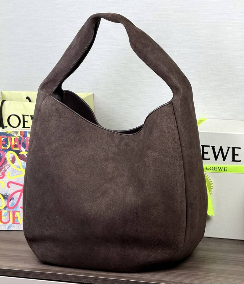 Loewe Roomy Hobo 深棕 / Brown（絨面牛皮） 實拍 5