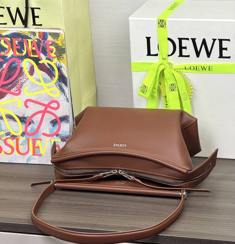 Loewe Whisker 小號 Loewe Whisker 小號 · 干邑 Cognac 實拍 7