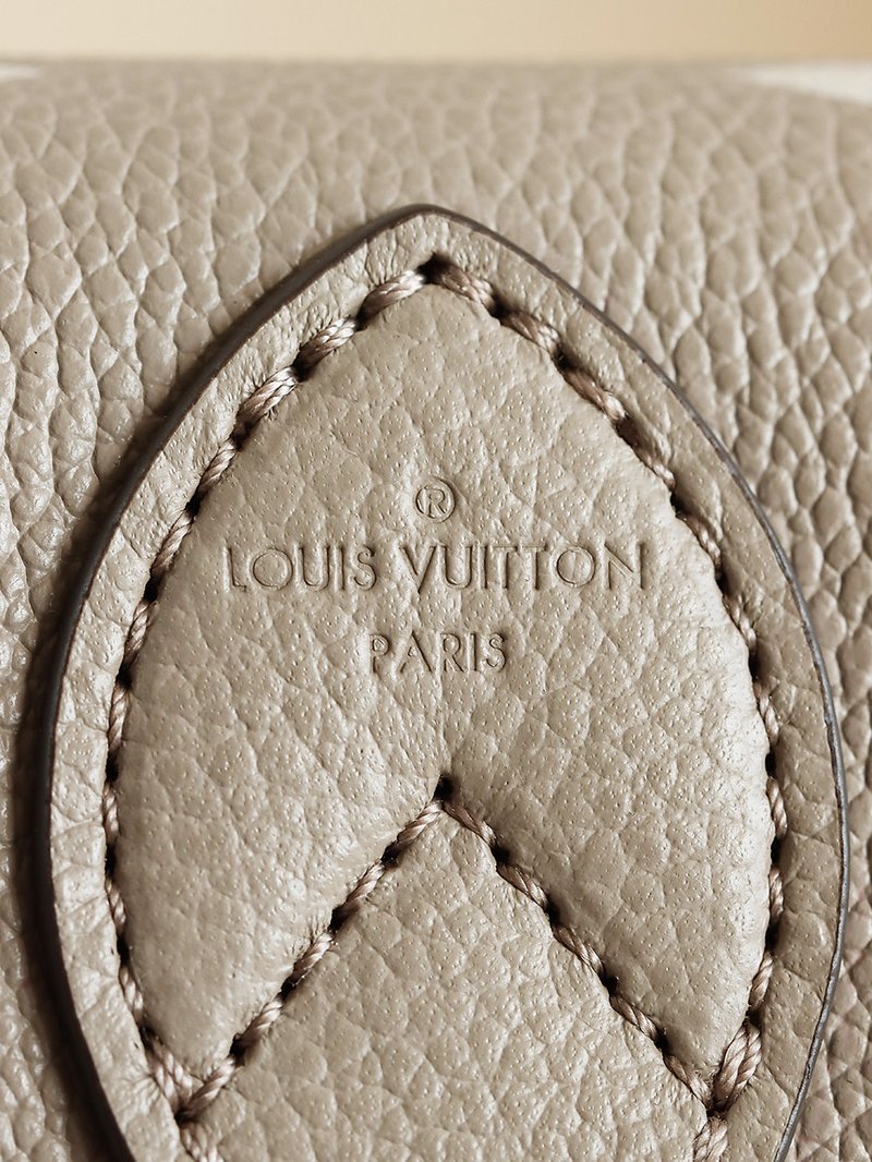 LV Nano Diane 大象灰 M83300 實拍