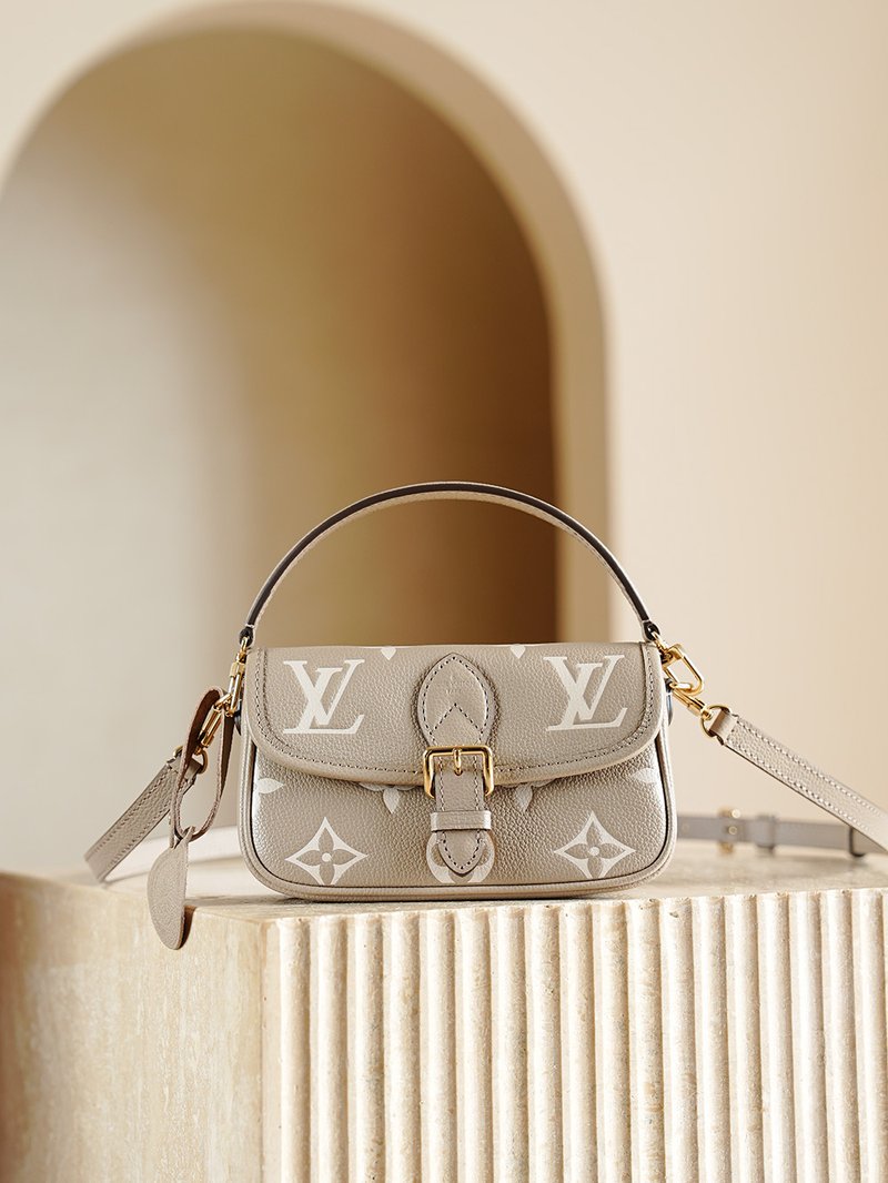 LV Nano Diane 大象灰 M83300 實拍