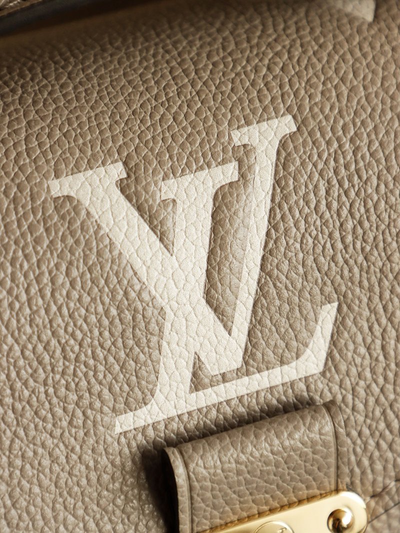 LV Pochette Métis East West 大象灰 M23081 實拍