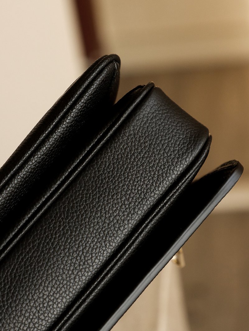 LV Pochette Métis East West 黑色 M46596 實拍
