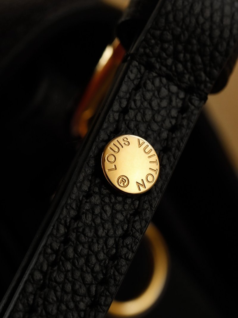 LV Pochette Métis East West 黑色 M46596 實拍