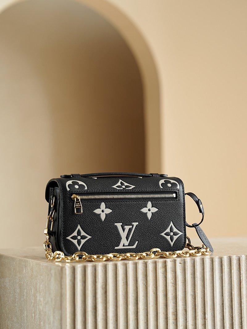 LV Pochette Métis East West 黑色 M46596 實拍
