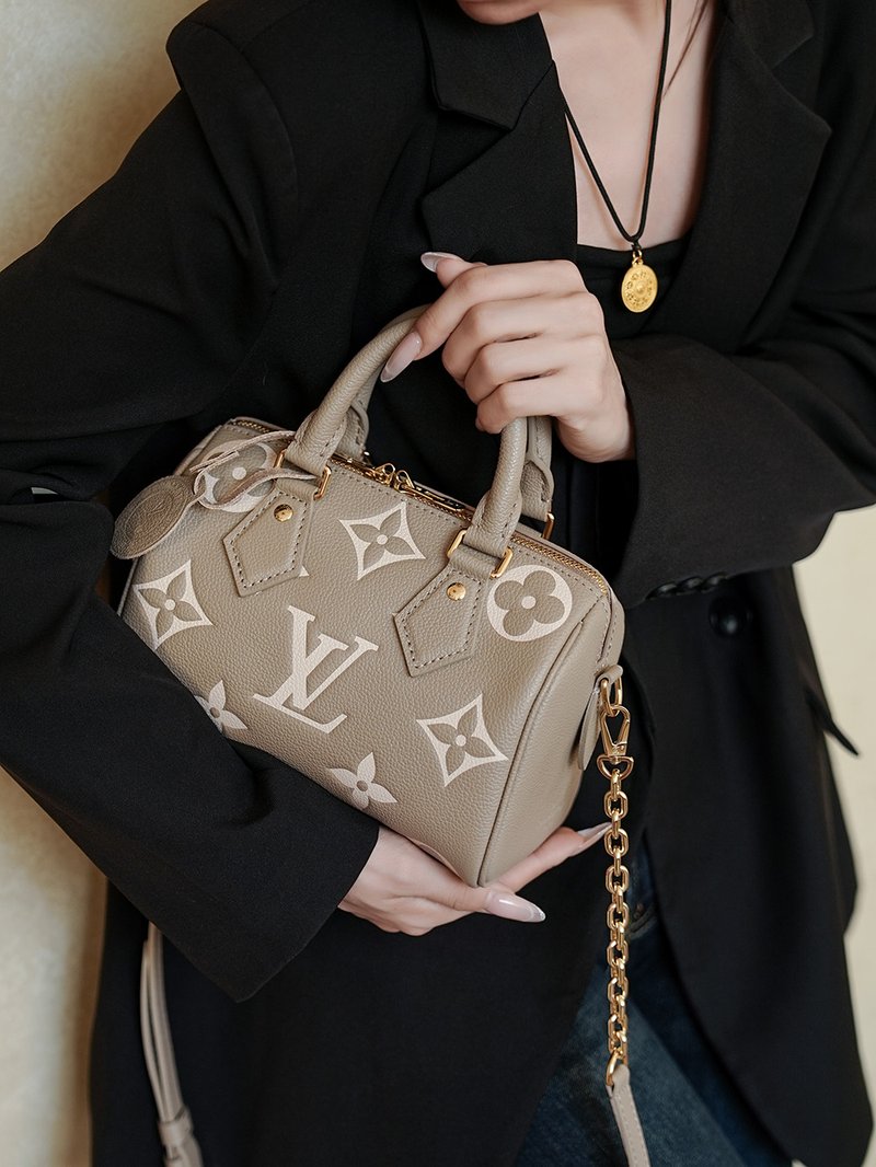 LV Speedy Bandoulière 20 大象灰 M46575 實拍
