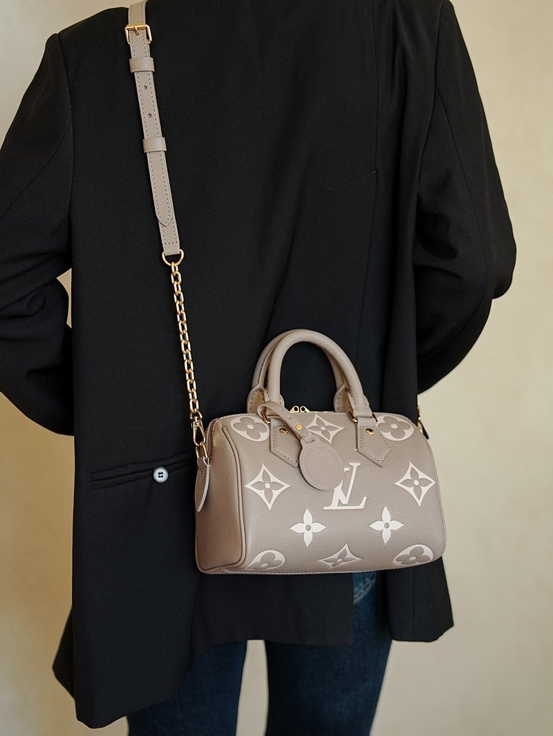 LV Speedy Bandoulière 20 大象灰 M46575 實拍