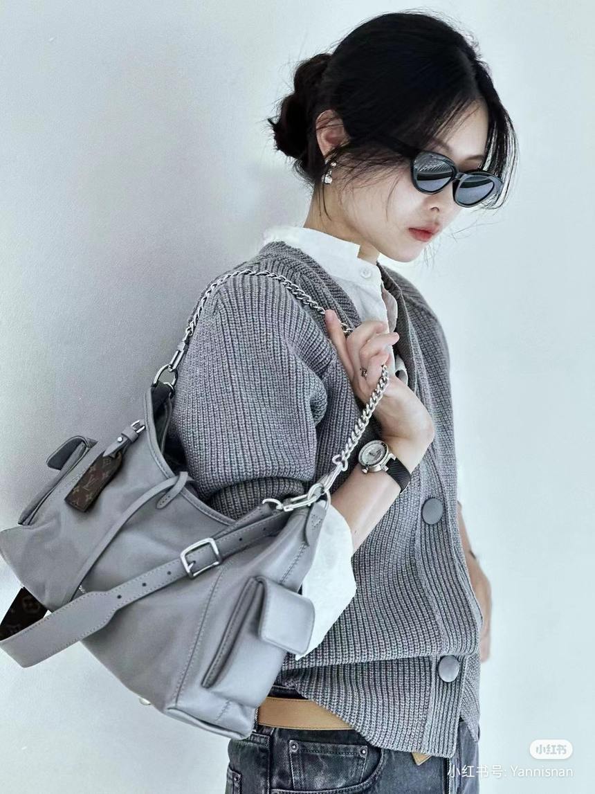 CarryAll Cargo PM 斜背實拍