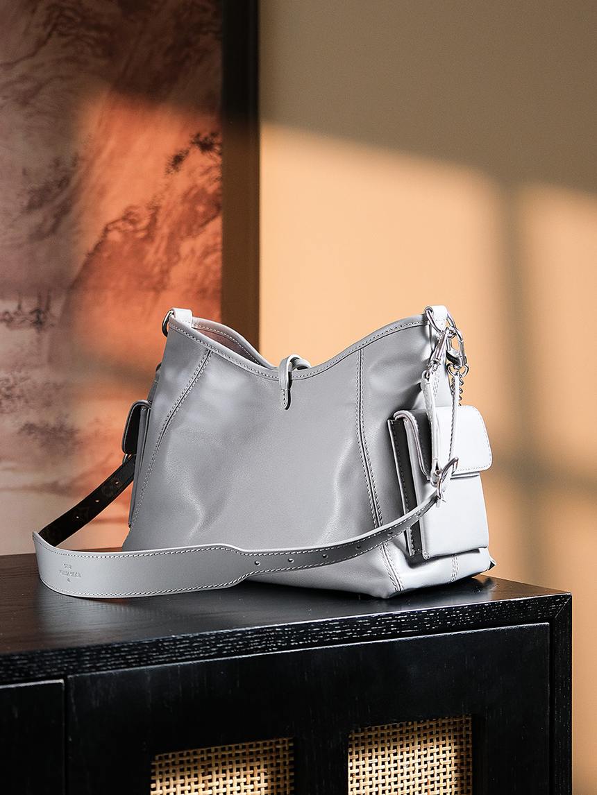 CarryAll Cargo PM 側背實拍