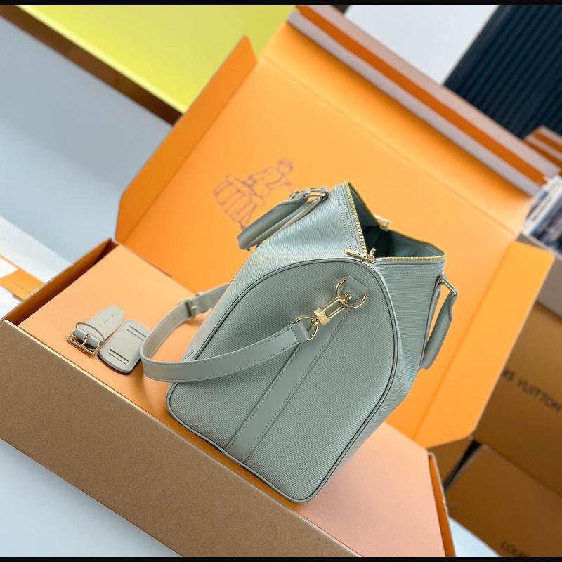 LV Keepall Bandoulière 45 M15181 · 水波淺綠 複刻實拍圖 8