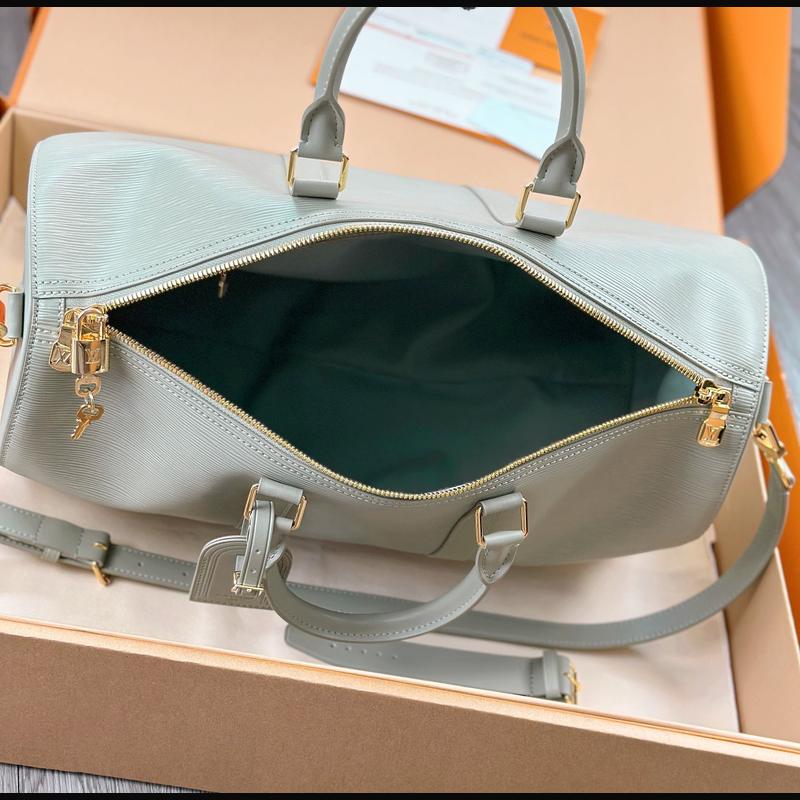 LV Keepall Bandoulière 45 M15181 · 水波淺綠 複刻實拍圖 9
