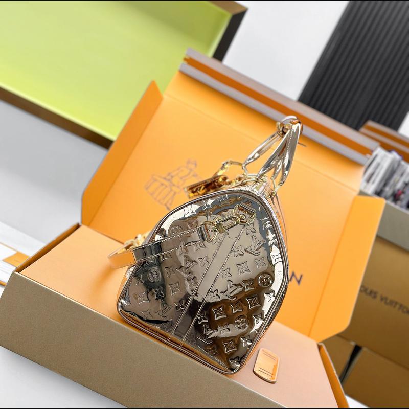 LV Keepall Bandoulière 50 M26463 · 玫瑰金鏡面 複刻實拍圖 3