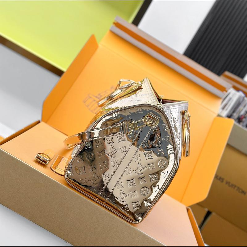 LV Keepall Bandoulière 50 M26463 · 玫瑰金鏡面 複刻實拍圖 8