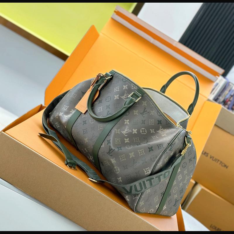 LV Keepall Bandoulière 50 鏡面 · 墨綠 複刻實拍圖 6