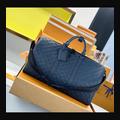 LV Keepall 50 M14840 · 海軍藍影紋 配色